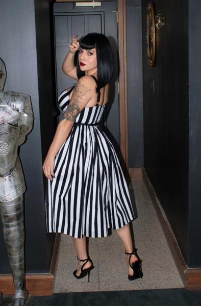 Grote foto rebel love clothing strange and unusual dress. kleding dames jurken en rokken