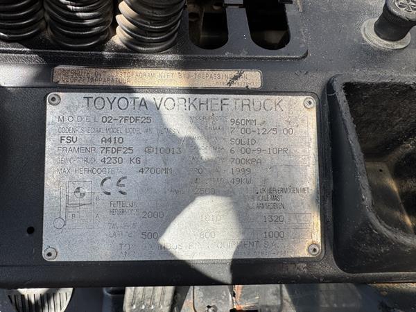 Grote foto toyota 02 7fdf25 triplo 470 freelift sideshift diesel 1999 agrarisch heftrucks
