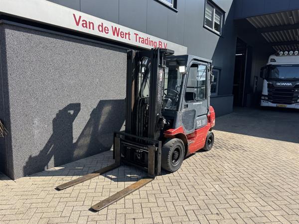 Grote foto toyota 02 7fdf25 triplo 470 freelift sideshift diesel 1999 agrarisch heftrucks