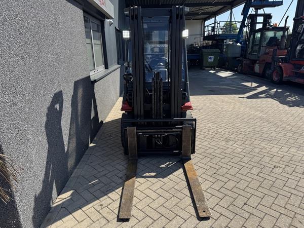 Grote foto toyota 02 7fdf25 triplo 470 freelift sideshift diesel 1999 agrarisch heftrucks