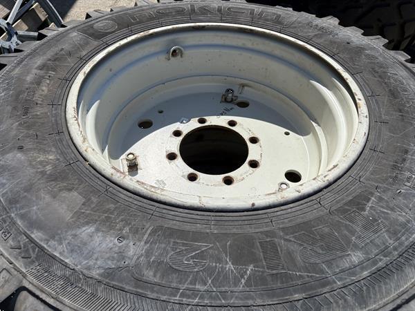 Grote foto nokian 540 80r38 en 440 80r28 agrarisch wielen