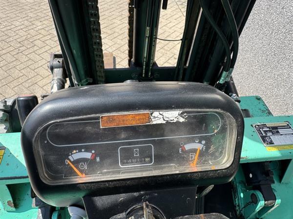 Grote foto mitsubishi fd30k triplo 600 freelift sideshift diesel 1999 agrarisch heftrucks