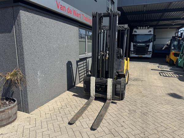 Grote foto yale gdp30tp triplo 530 freelift sideshift diesel 1996 agrarisch heftrucks