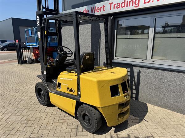 Grote foto yale gdp30tp triplo 530 freelift sideshift diesel 1996 agrarisch heftrucks