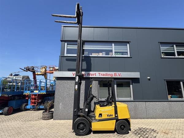 Grote foto yale gdp30tp triplo 530 freelift sideshift diesel 1996 agrarisch heftrucks
