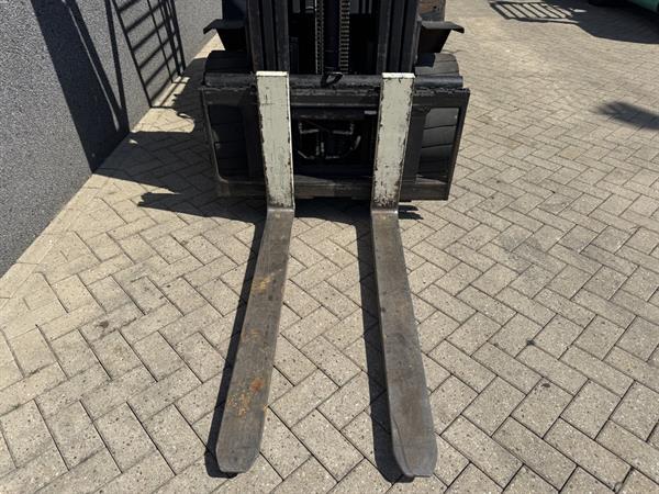Grote foto yale gdp30tp triplo 530 freelift sideshift diesel 1996 agrarisch heftrucks