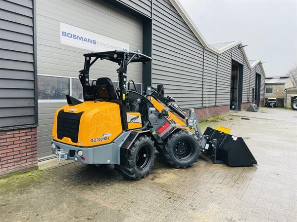 Grote foto giant g2700 hd minishovel kniklader nieuw jubileum editie agrarisch shovels