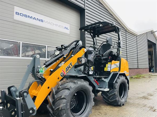 Grote foto giant g2700 hd minishovel kniklader nieuw jubileum editie agrarisch shovels