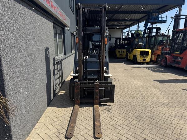 Grote foto toyota 62 6fdf30 duplo 400 sideshift diesel agrarisch heftrucks