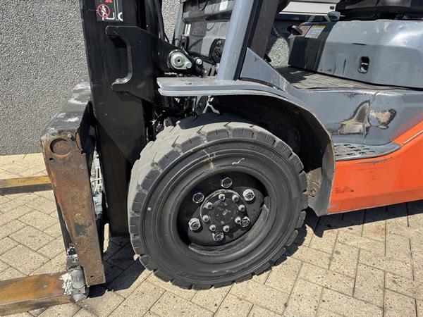 Grote foto toyota 02 8fgf30 duplo 370 sideshift vorkversteller lpg 2008 agrarisch heftrucks