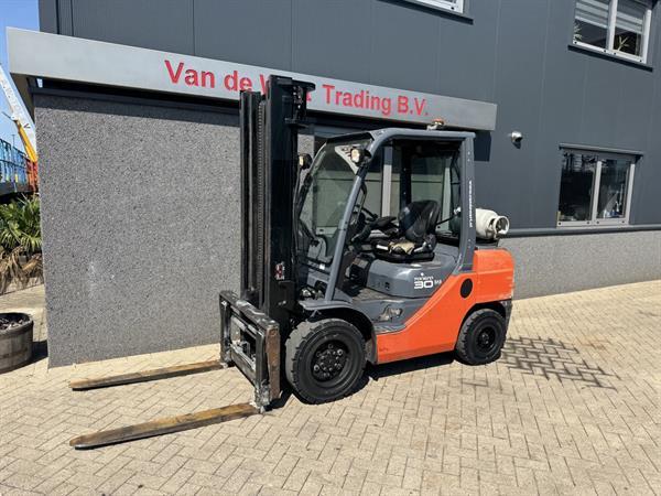 Grote foto toyota 02 8fgf30 duplo 370 sideshift vorkversteller lpg 2008 agrarisch heftrucks