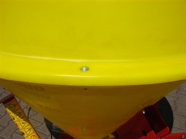Grote foto kraffter jp300 kunstmeststrooier agrarisch mechanisatie