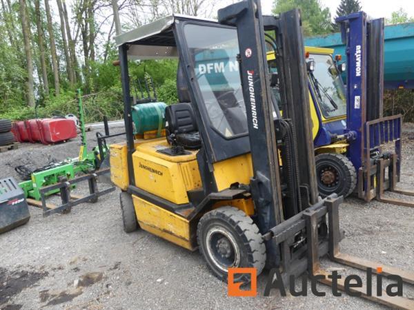 Grote foto jungheinrich tfg 25 gas vorkheftruck agrarisch heftrucks