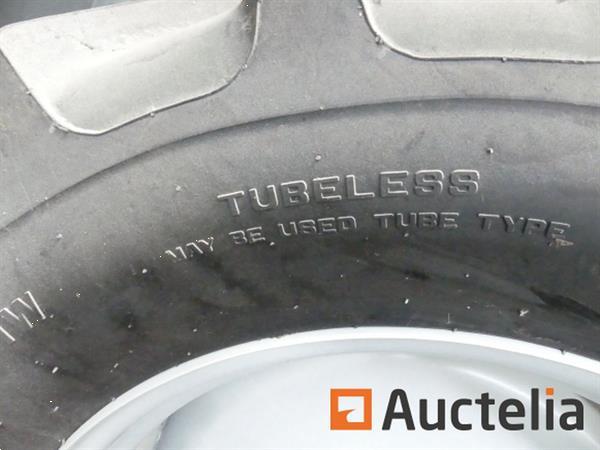 Grote foto 4 tractor wielen carlisle agrarisch wielen