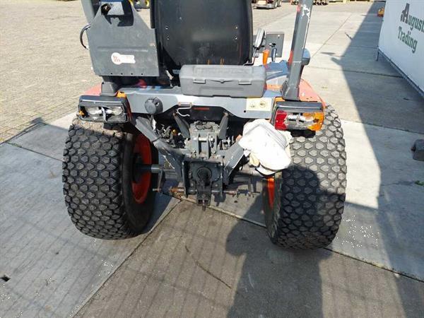 Grote foto kubota b2650 hst compacttrekker agrarisch tractoren