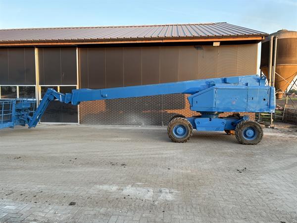 Grote foto hoogwerker aichi sp21aj telescoophoogwerker doe het zelf en verbouw hoogwerkers