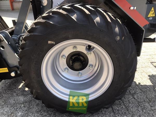 Grote foto giant g2200e 28182 agrarisch akkerbouw