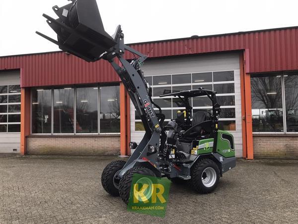 Grote foto giant g2700e 28193 agrarisch akkerbouw