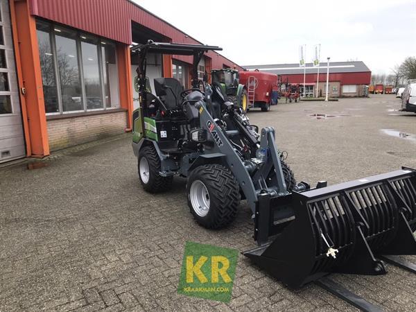 Grote foto giant g2700e 28193 agrarisch akkerbouw