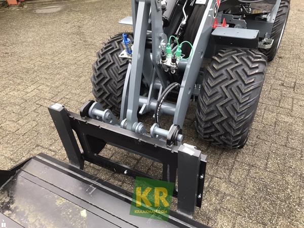 Grote foto giant g2700e 28193 agrarisch akkerbouw