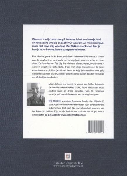 Grote foto bakken met kennis boeken kookboeken