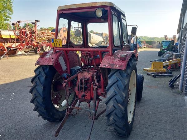 Grote foto international 423 agrarisch tractoren