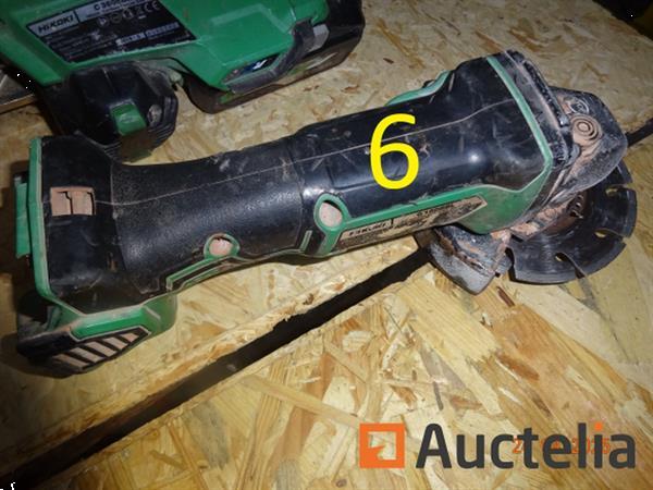 Grote foto 1 accu slijpmachine 1 accu handcirkelzaag met accu maar zonder hikoki oplader doe het zelf en verbouw onderdelen en accessoires