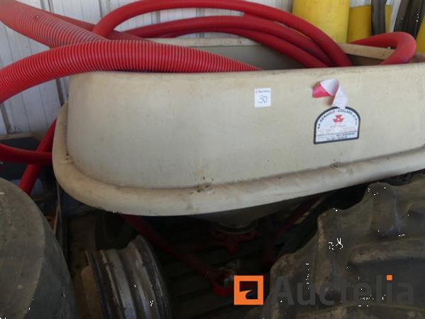 Grote foto kverneland ps04 verspreider op 3 punts chassis agrarisch zaaimachines