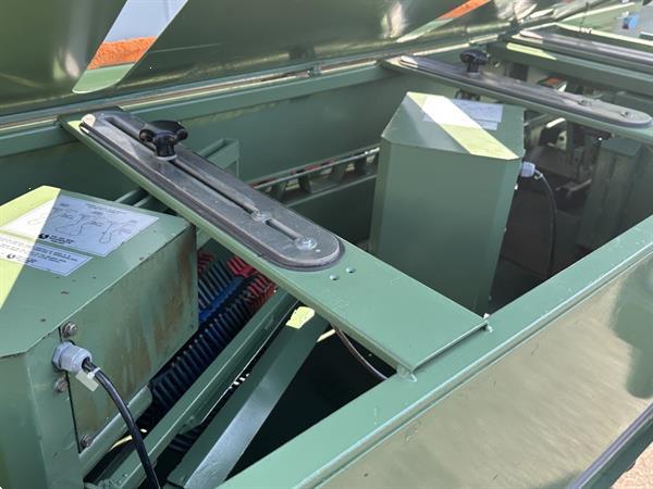 Grote foto bercomex bloemenboslijn met crm bindmachine agrarisch tuinbouw