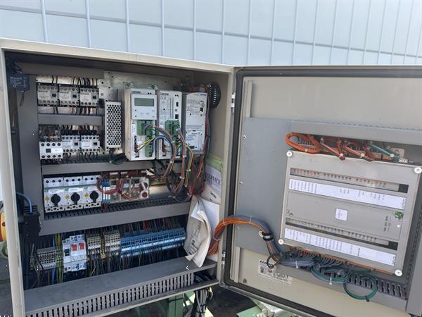 Grote foto bercomex bloemenboslijn met crm bindmachine agrarisch tuinbouw