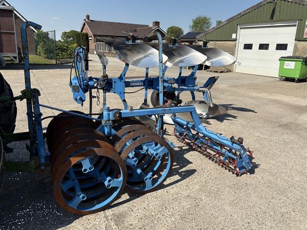 Grote foto lemken vorenpakker pakkerarm agrarisch ploegen