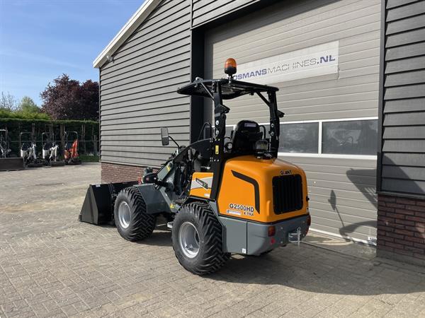 Grote foto giant g2500 hd x tra shovel nieuw agrarisch shovels