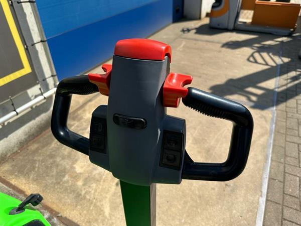 Grote foto vs 22180 elektrische stapelaar dutchlift 3.600mm nieuwstaat doe het zelf en verbouw hefwerktuigen