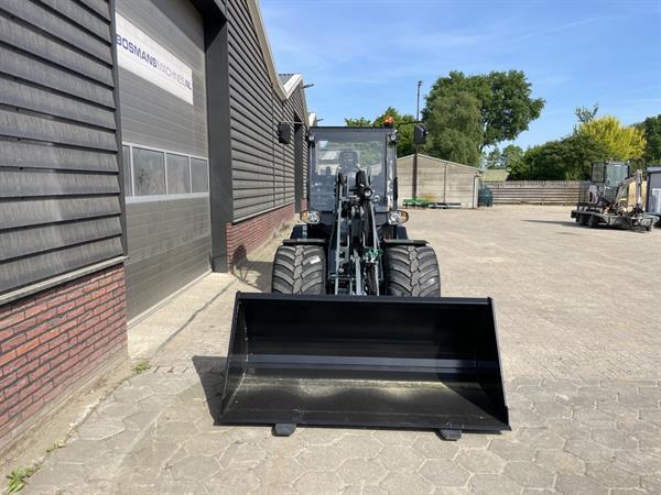 Grote foto giant g3500 shovel nieuw 795 lease agrarisch shovels