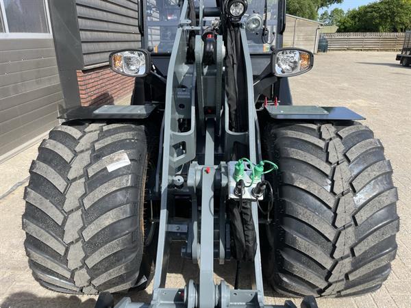 Grote foto giant g3500 shovel nieuw 795 lease agrarisch shovels