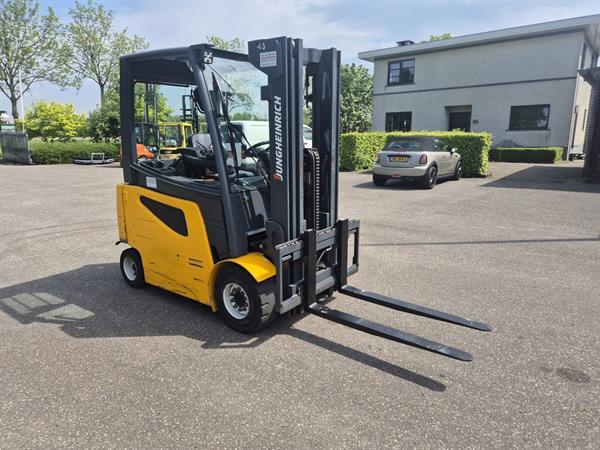 Grote foto jungheinrich efg 430k 3 ton mast 3f470 2967 uur. agrarisch heftrucks