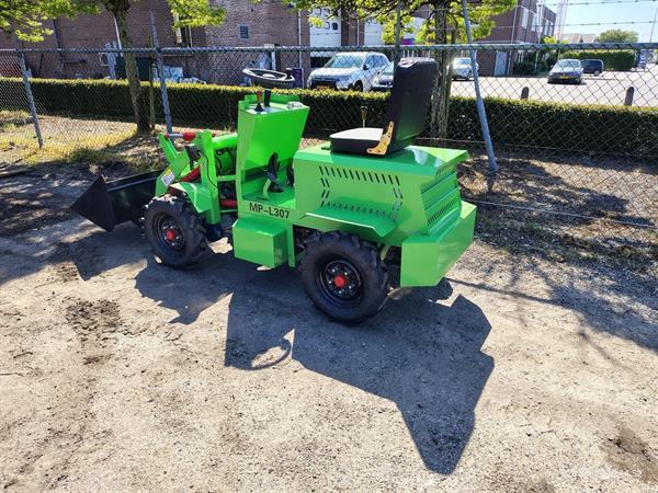 Grote foto minishovel 4x4 electrisch demo agrarisch shovels