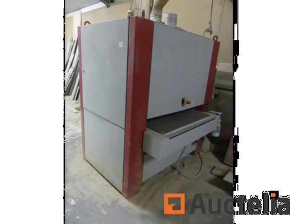 Grote foto tornado buldog 1100 rc 2 riem schuurmachine doe het zelf en verbouw ijzerwaren en bevestigingsmiddelen