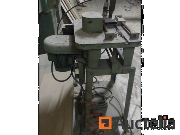 Grote foto kleine contrarol vormmachine doe het zelf en verbouw ijzerwaren en bevestigingsmiddelen