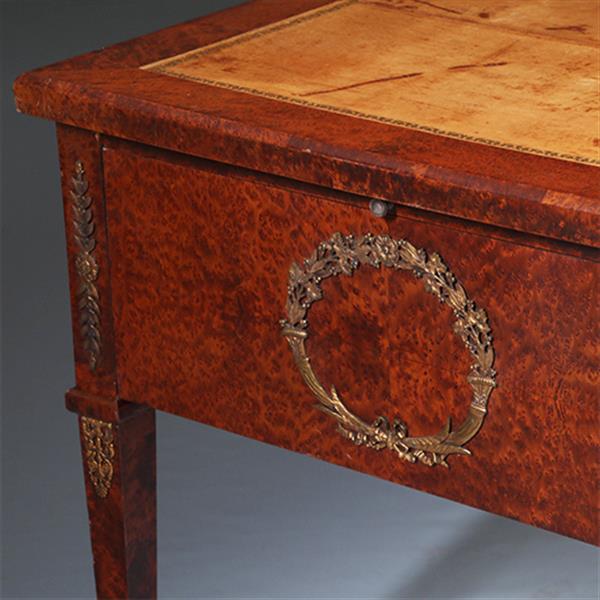 Grote foto chique napoleon iii bureau plat ca 1870 thuyawortel en goud gestempeld leer no.283045 antiek en kunst overige in antiek gebruiksvoorwerpen