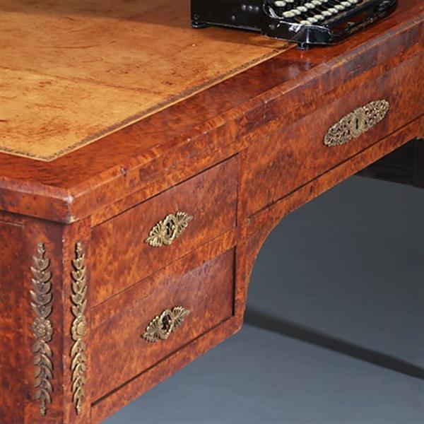 Grote foto chique napoleon iii bureau plat ca 1870 thuyawortel en goud gestempeld leer no.283045 antiek en kunst overige in antiek gebruiksvoorwerpen