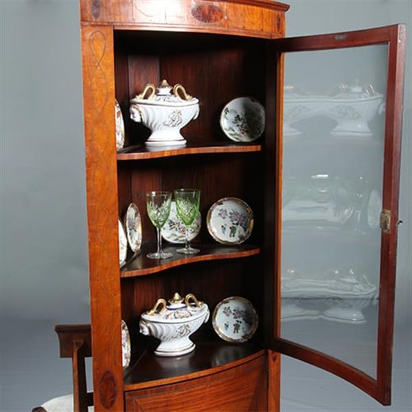 Grote foto kwart ronde of bow front hoekkast engeland ca 1790 fraai ingelegd no.283020 antiek en kunst stoelen en banken
