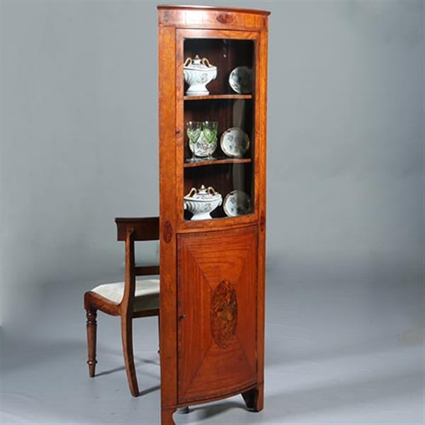Grote foto kwart ronde of bow front hoekkast engeland ca 1790 fraai ingelegd no.283020 antiek en kunst stoelen en banken