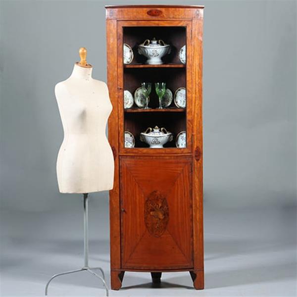 Grote foto kwart ronde of bow front hoekkast engeland ca 1790 fraai ingelegd no.283020 antiek en kunst stoelen en banken