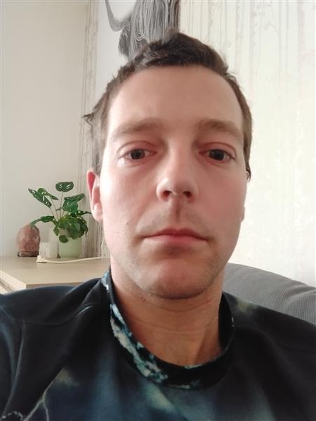 Grote foto meester zoekt slavin sub erotiek man zoekt vrouwelijke sekspartner