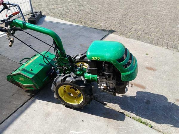 Grote foto ferrari dieselfrees agrarisch akkerbouw