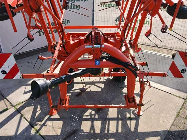 Grote foto kuhn hooischudder agrarisch harken
