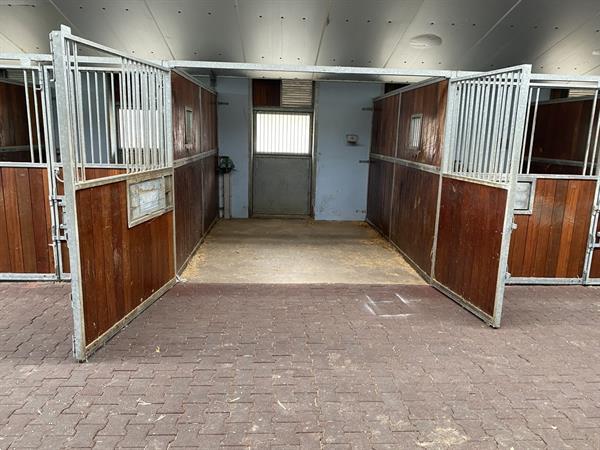 Grote foto 12 paardenboxen corton 3 x 4 meter draaibaar agrarisch stallen