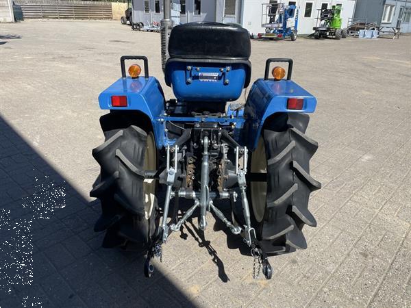Grote foto iseki tu1500 2wd 18 pk minitractor agrarisch tractoren