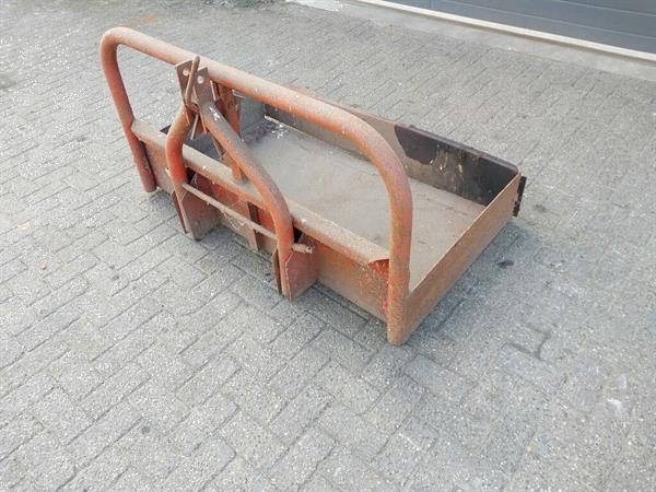 Grote foto grondbak 150 cm breed agrarisch algemeen